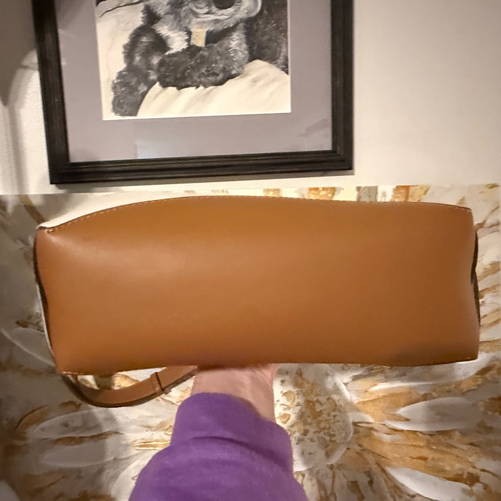 Tory Burch Rowan Cow - Picture 4 of 13